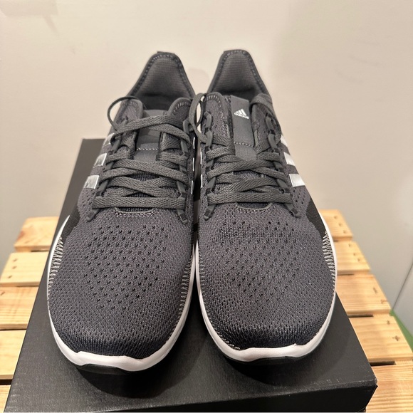 NEW Adidas Fluidflow 2.0 Men's Dark Gray Athletic Shoes 10.5 - Picture 7 of 14